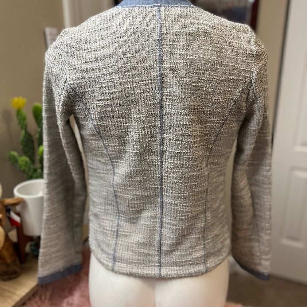 Gray blazer  - Picture 7 of 8